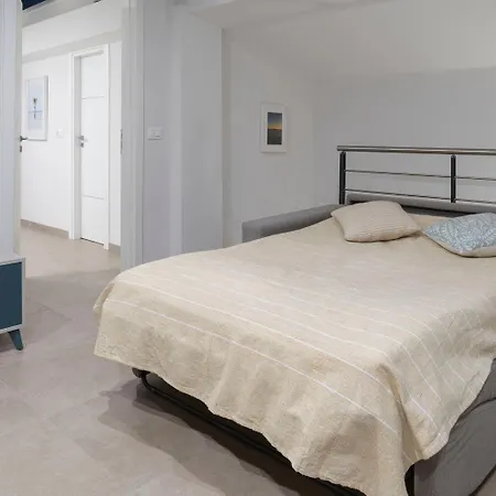 Le Di - Il Faro * 瓦达